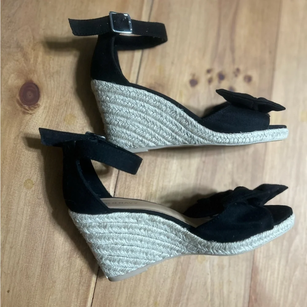 Old Navy Black Bow Espadrille Sandals